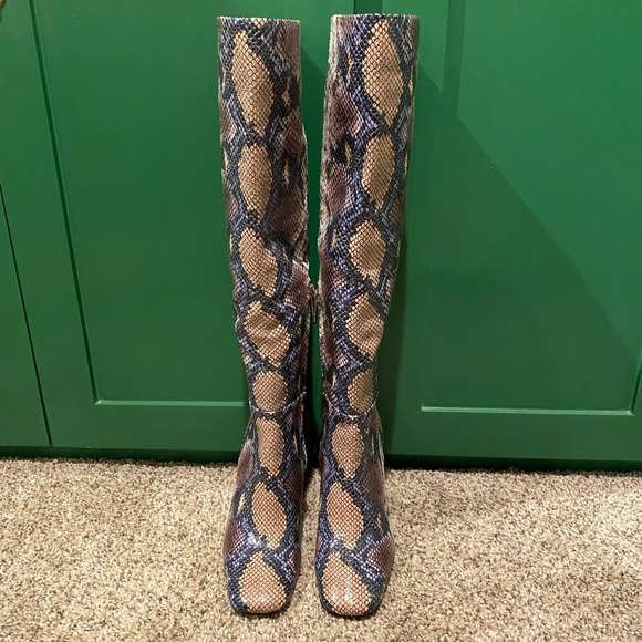 NWB Sam Edelman croc embossed knee high boots - Picture 2 of 6